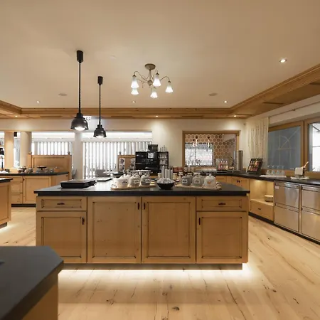 Wohlfuehlhotel Kerschdorfer - B&B - Adults Only Kaltenbach