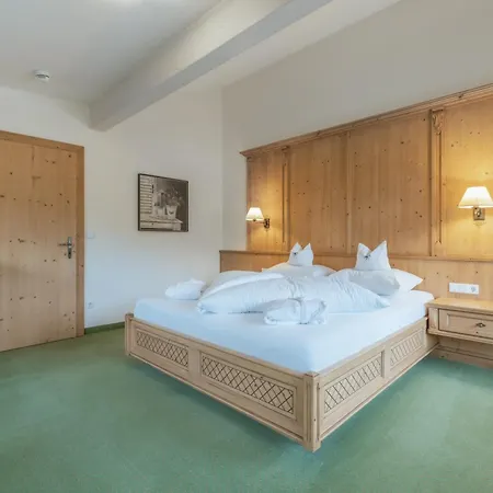 Wohlfuehlhotel Kerschdorfer - B&B - Adults Only Hotel Kaltenbach