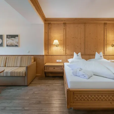 Wohlfuehlhotel Kerschdorfer - B&B - Adults Only Kaltenbach