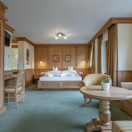 Wohlfuehlhotel Kerschdorfer - B&B - Adults Only