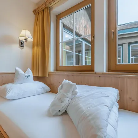 호텔 Kerschdorfer - Wohlfuehlhotel Garni - Adults Only 4*