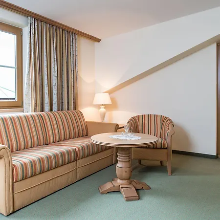 Hotel Kerschdorfer - Wohlfuehlhotel Garni - Adults Only 4*