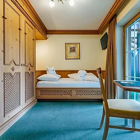 Wohlfuehlhotel Kerschdorfer - - Adults Only 4*