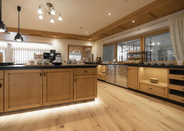 Kerschdorfer - Wohlfuehlhotel Garni - Adults Only 4* Kaltenbach