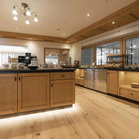 Kerschdorfer - Wohlfuehlhotel Garni - Adults Only 4* Kaltenbach