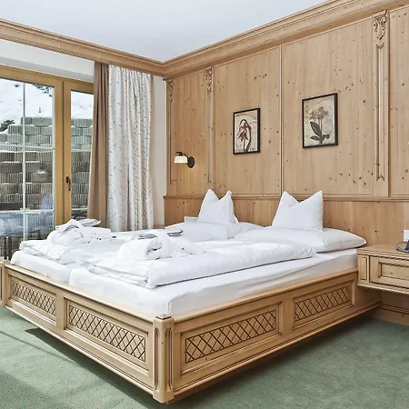 Szálloda Kerschdorfer - Wohlfuehlhotel Garni - Adults Only Kaltenbach